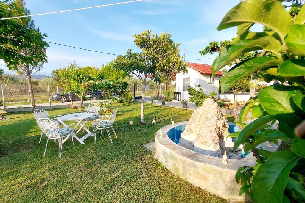 Mom'S Seaside Home Karianí 外观 照片