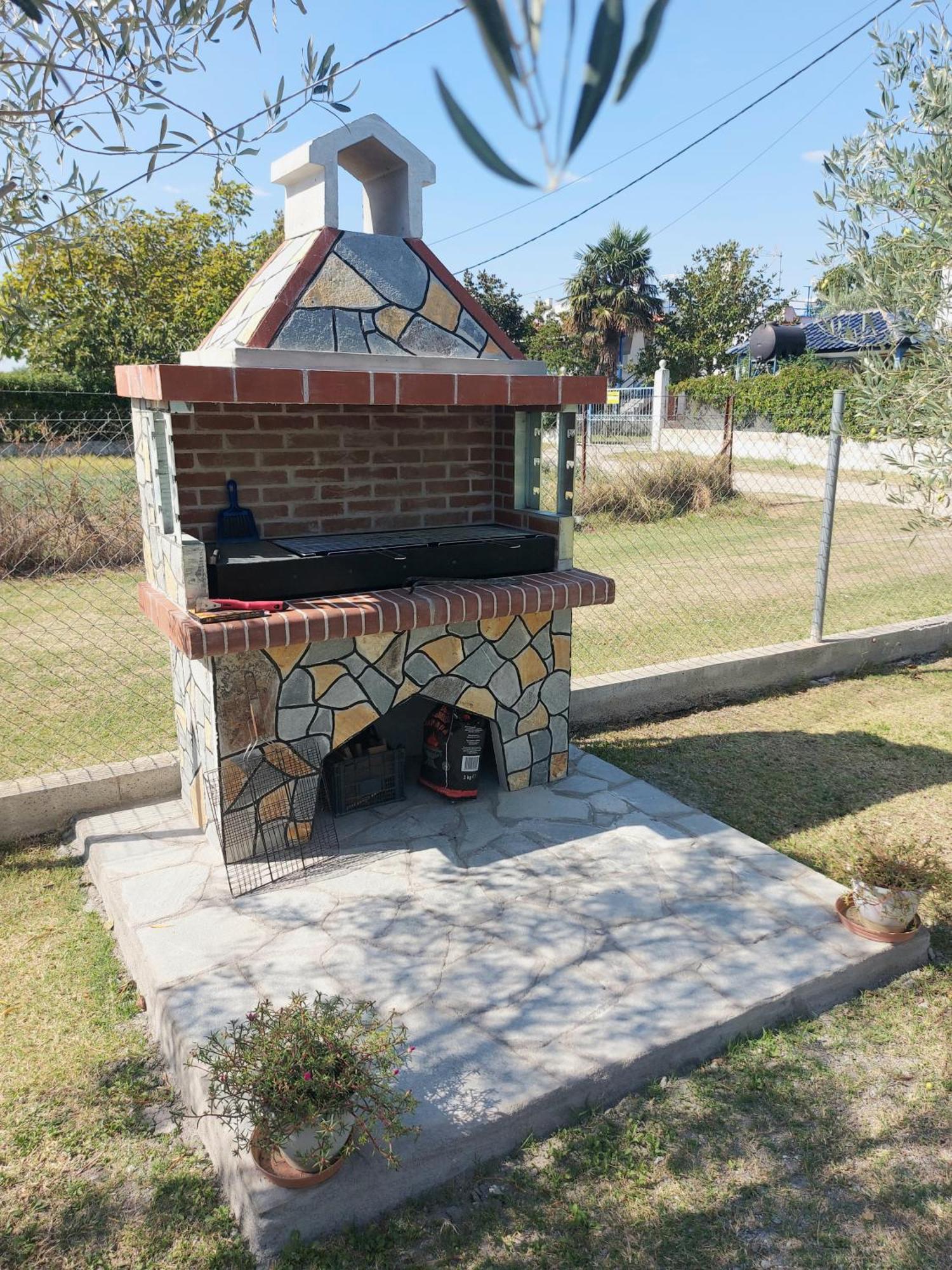 Mom'S Seaside Home Karianí 外观 照片